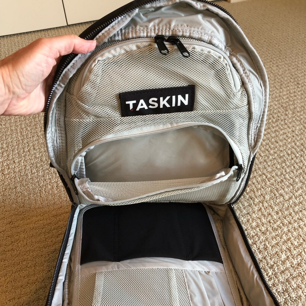 Taskin Premium Laptop Backpack - Picture 7 of 11
